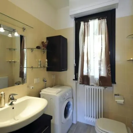 Sleeps 3 Pool 아파트 레노